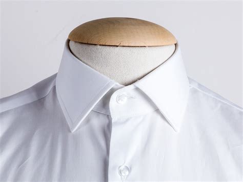 Dress shirt collar styles, the complete guide: from casual to formal types