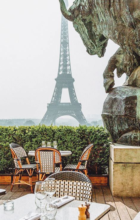 Best Restaurants Near The Eiffel Tower | Top Paris Restaurants Guide