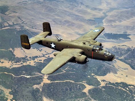 [Photo] B-25C Mitchell bomber in flight over California, United States ...