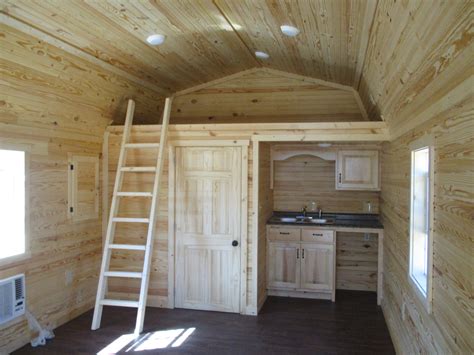 Beautiful Cabin Interior | Perfect for a Tiny Home