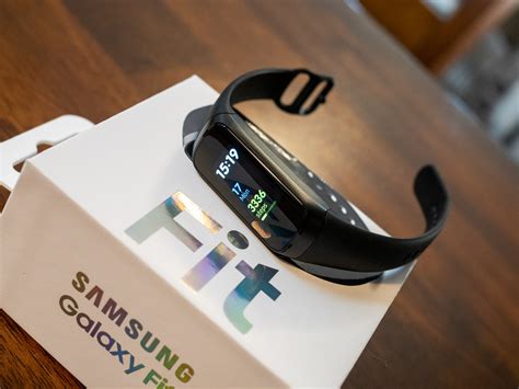 Samsung Galaxy Fit vs. Fit e: What are the differences and which should ...