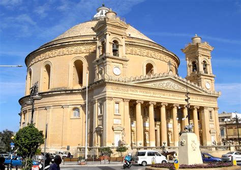 Mosta: Parish Church — Buildings of Malta