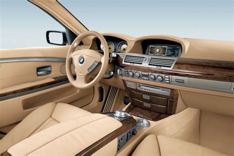 2007 BMW 7 Series Pictures - 48 Photos | Edmunds