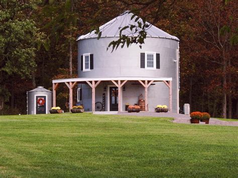 Incredible Silos you can Rent on Airbnb — SEE, SEEK, SLEEP