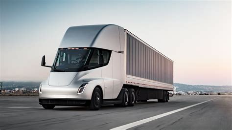 Tesla Semi, Commercial EVs Could Get $40K Break in New Bill