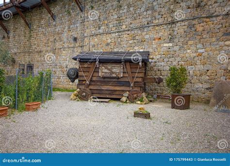 The War Ram, Ancient Siege Weapon Stock Image - Image of castle ...