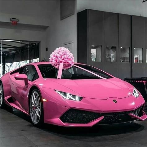 NOW THATS A PRESENT #onehoneyboutique #brisbaneboutique #lamborghini # ...