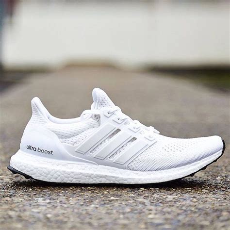 Adidas Ultra Boost Triple White 1.0 | Sneakers fashion, Sneakers men ...