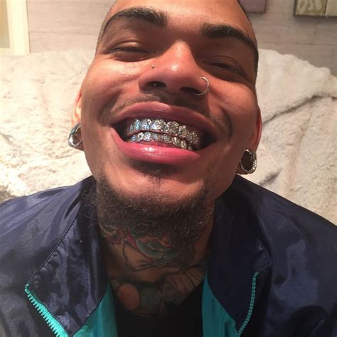 @SupremeCurlz | gangsta grillz | Grillz, Gold teeth, Diamond grillz