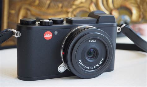 The Leica CL Is A New Mirrorless Camera Designed In The Iconic Leica ...