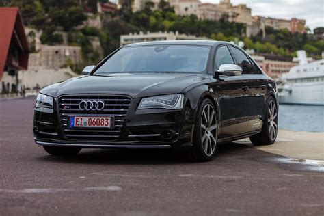 Audi S8 tuned by MTM