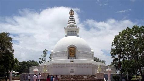 Rajgir Travel Guide - Rajgir Tourism - History, Fact, Tourist Destinations