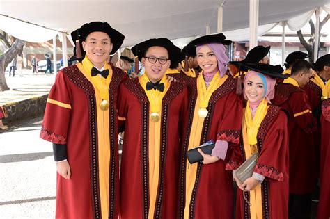 wisuda unpad gel IV 2015_2016 sesi 3 019 – Universitas Padjadjaran