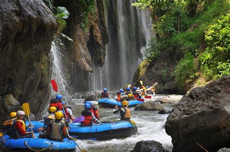 SONGA ADVENTURE Arung Jeram Penuh Tantangan Juni 2024