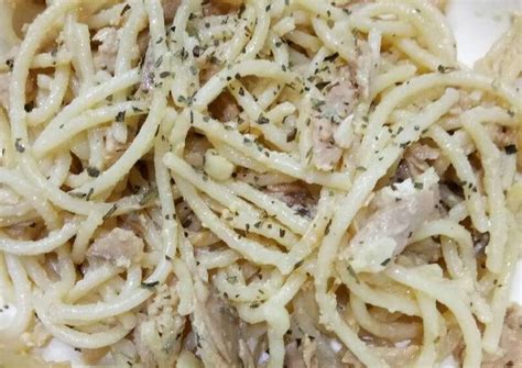 Easy Tuna Carbonara Recipe by Cheffyyyy - Cookpad