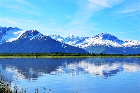 13 Best Natural Wonders in Alaska - Take a Road Trip Through Alaska ...