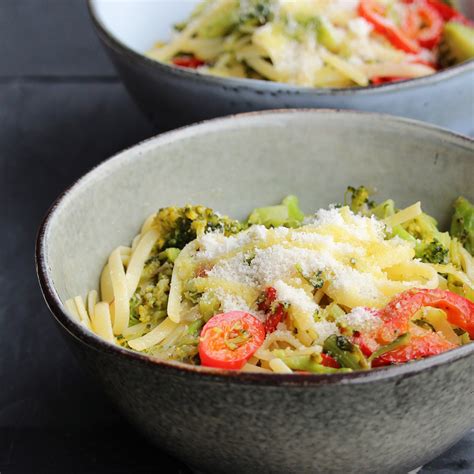 Linguini with Broccoli and Red Peppers Chef John Recipes - Chef John's ...