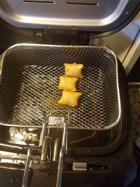 Deep fried pizza rolls : shittyfoodporn