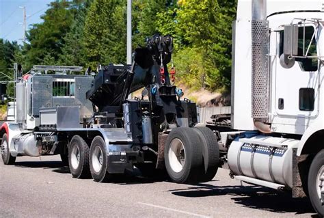 How Much Does It Cost to Tow a Semi-Truck? – Vehicles, Cars and Engines