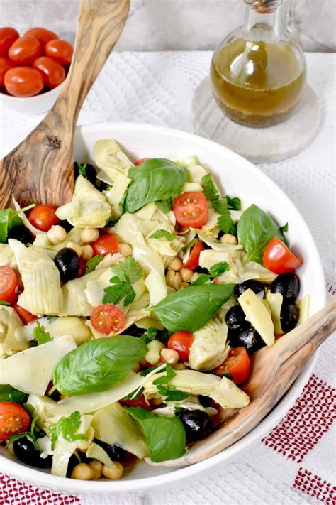 Mediterranean Salad Dressing - Simple Living Recipes