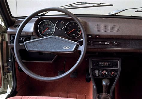 Audi 80 1972 - Cars evolution