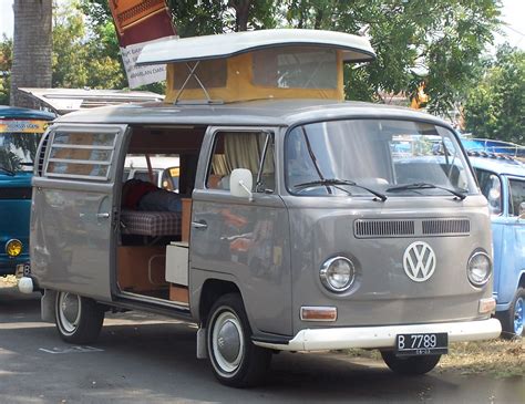 Vintage Volkswagen Indonesia: volkswagen type 2/bus/transporter/kombi ...