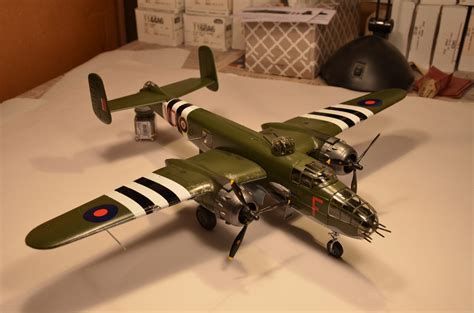 Revell-Monogram B25J Mitchell Bomber Plastic Model Airplane Kit 1/48 ...