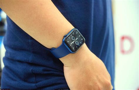 Series 6 Apple Watch Blue Aluminum: First Impression, Hands-On