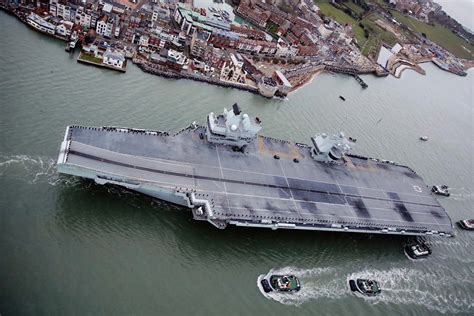 U.K. Carrier HMS Queen Elizabeth Wraps 7-Month Maiden Deployment ...