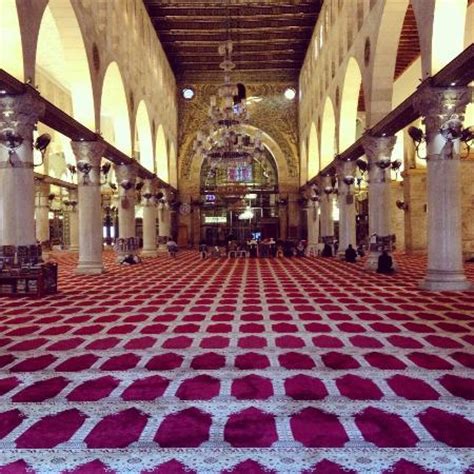 Inside Masjid Al Aqsa - Picture of Al Aqsa Mosque, Jerusalem - TripAdvisor