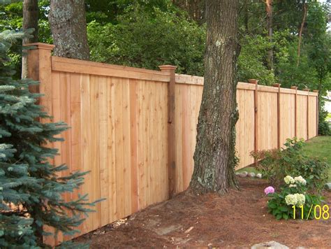 custom wood privacy fence | Wood fence design, Fence design, Backyard ...