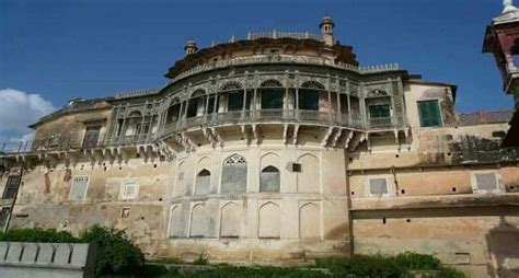 Ramnagar fort palace .. it was residence of maharaja of Banaras ...