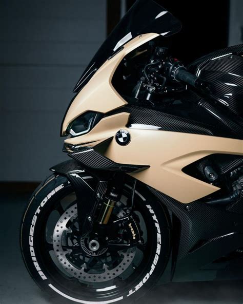 BMW S1000RR Custom 'The Perfect' by Kikas Design