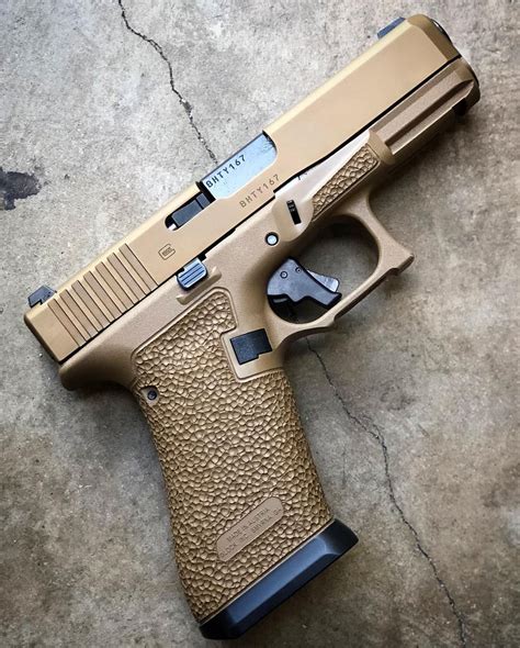 A little #fdeglock on this #fdefriday 🔥Glock 19X in Signature Series ...