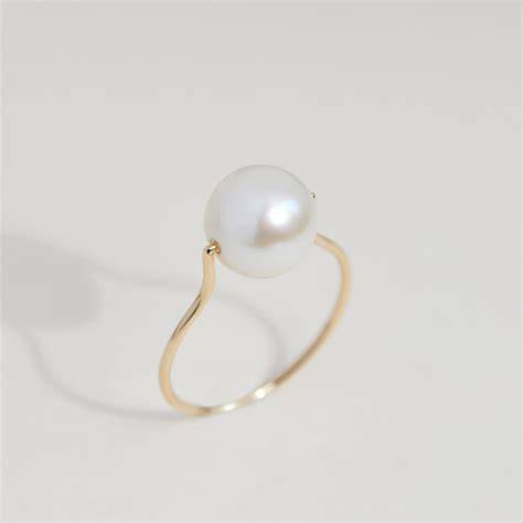 Gumball Pearl Ring in 14K Gold | Catbird