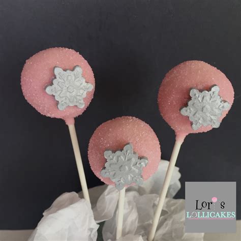 Winter Wonderland cake pops. Winter Onerderland 1st birthday party ...