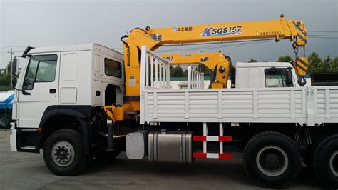 SQ5SK3Q 5 Ton Cargo Boom Truck Crane / Xcmg Truck Mounted Crane