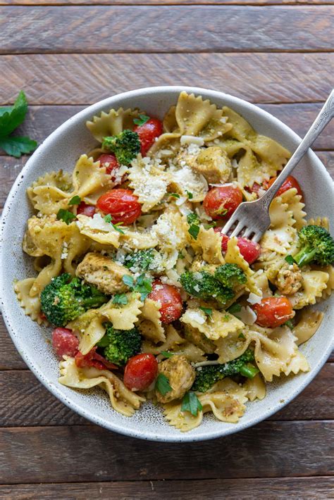 Chicken Pesto Pasta with Broccoli Recipe - The Wanderlust Kitchen