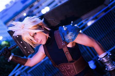 Final Fantasy VII Remake: Cloud Strife cosplay | Cosplay Amino