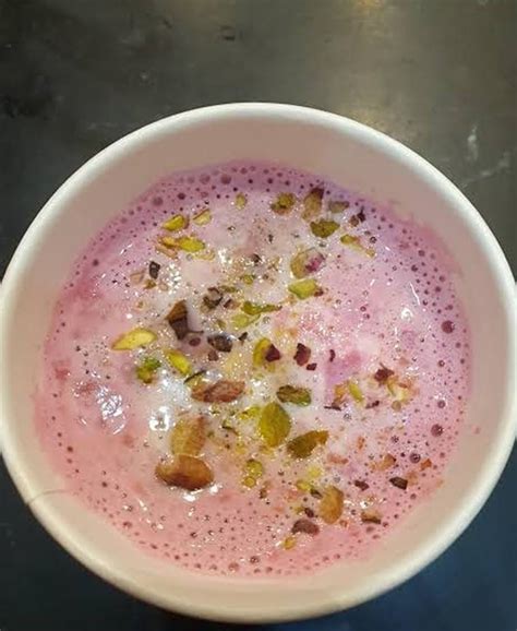 Noon Chai: Wie man diesen traditionellen kaschmirischen rosa Tee macht ...