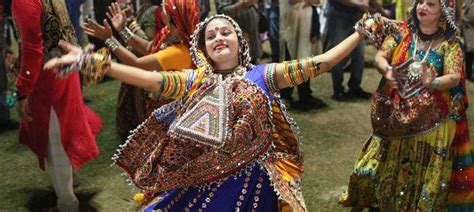 Garba, the traditional dance from Gujarat, is being performed across ...