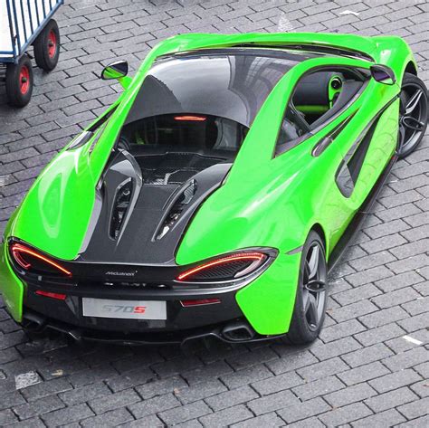 SUPECARS.MAG: McLaren 670S