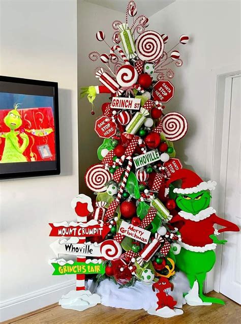 Pin by rosenda betancourt on Christmas | Grinch christmas tree ...