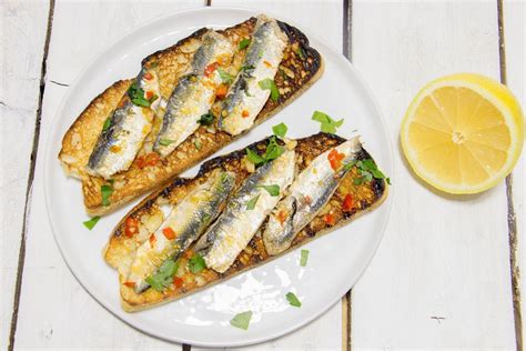 Pan-Fried Sardine Fillets on Toast Recipe from Pescetarian.Kitchen