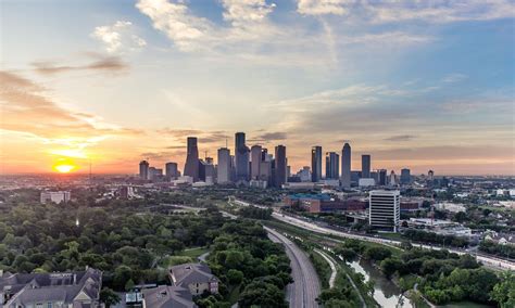 Houston skyline during sunrise | Houston skyline, Skyline, Sunrise