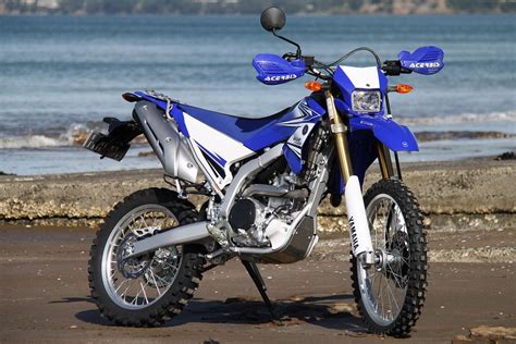 Yamaha Yamaha WR250R - Moto.ZombDrive.COM