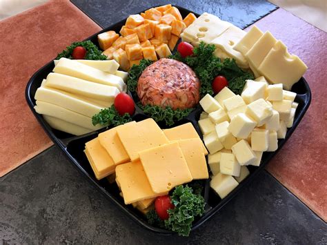 Cheese & Crackers Tray | Meat & Cheese Trays | Oregon Dairy