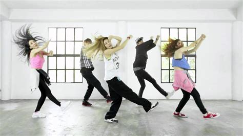 K-pop dance moves - YouTube