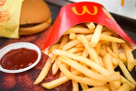 Facts You Might Not Know About McDonald's Fries | Reader's Digest