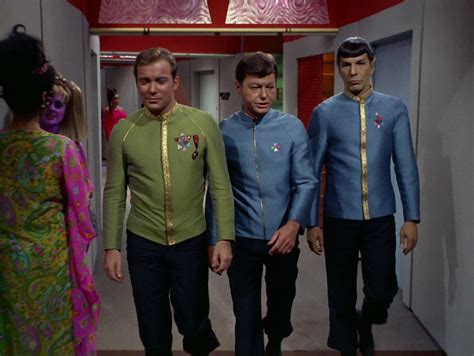 Pin by Chris Stiverson on Star Trek | Star trek uniforms, Star trek ...